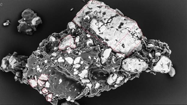 Снимок со сканирующего электронного микроскопа LANSEM 30