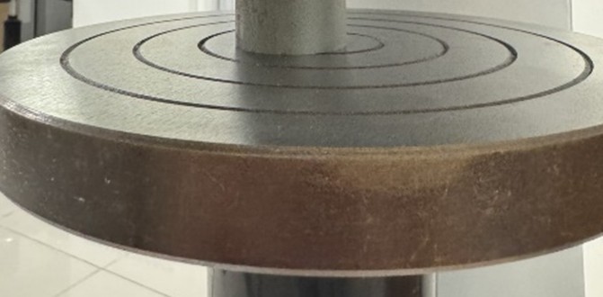 Плоский столик для крупногабаритных образцов.jpg