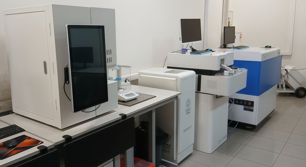 Демозал - искра 2.jpg