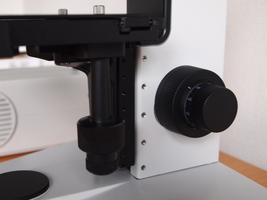 Прямой микроскоп HUND H600